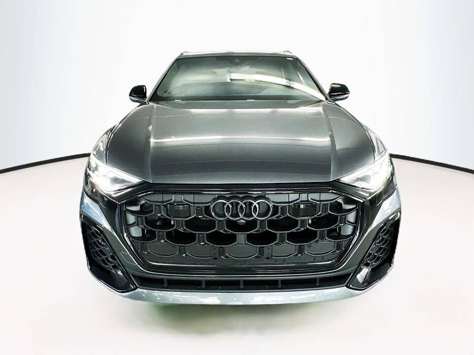 2024 Audi SQ8