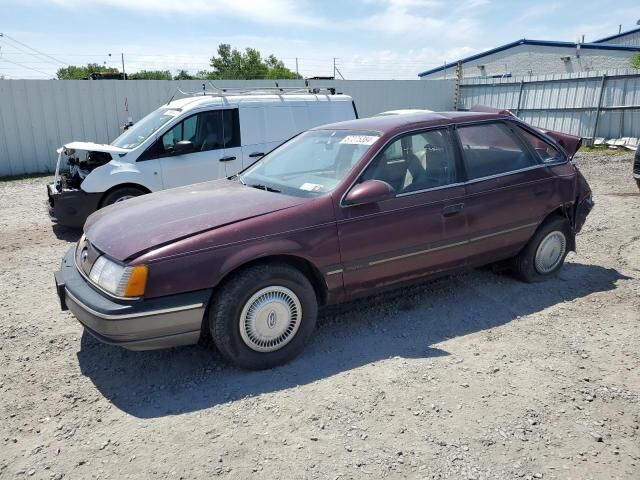 Ford Taurus