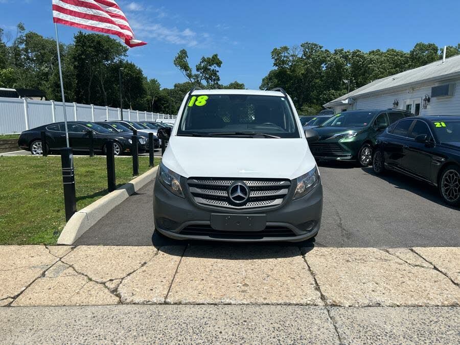2018 Mercedes-Benz METRIS