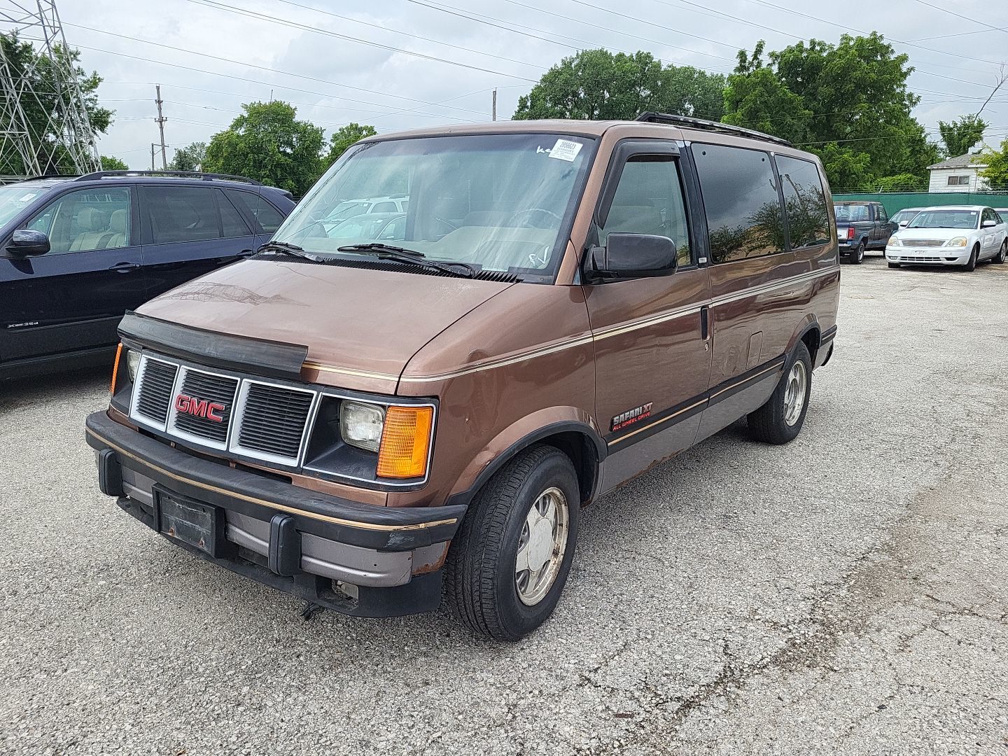 GMC Safari