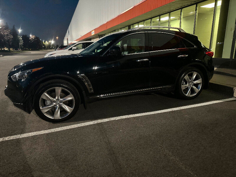 Infiniti FX50