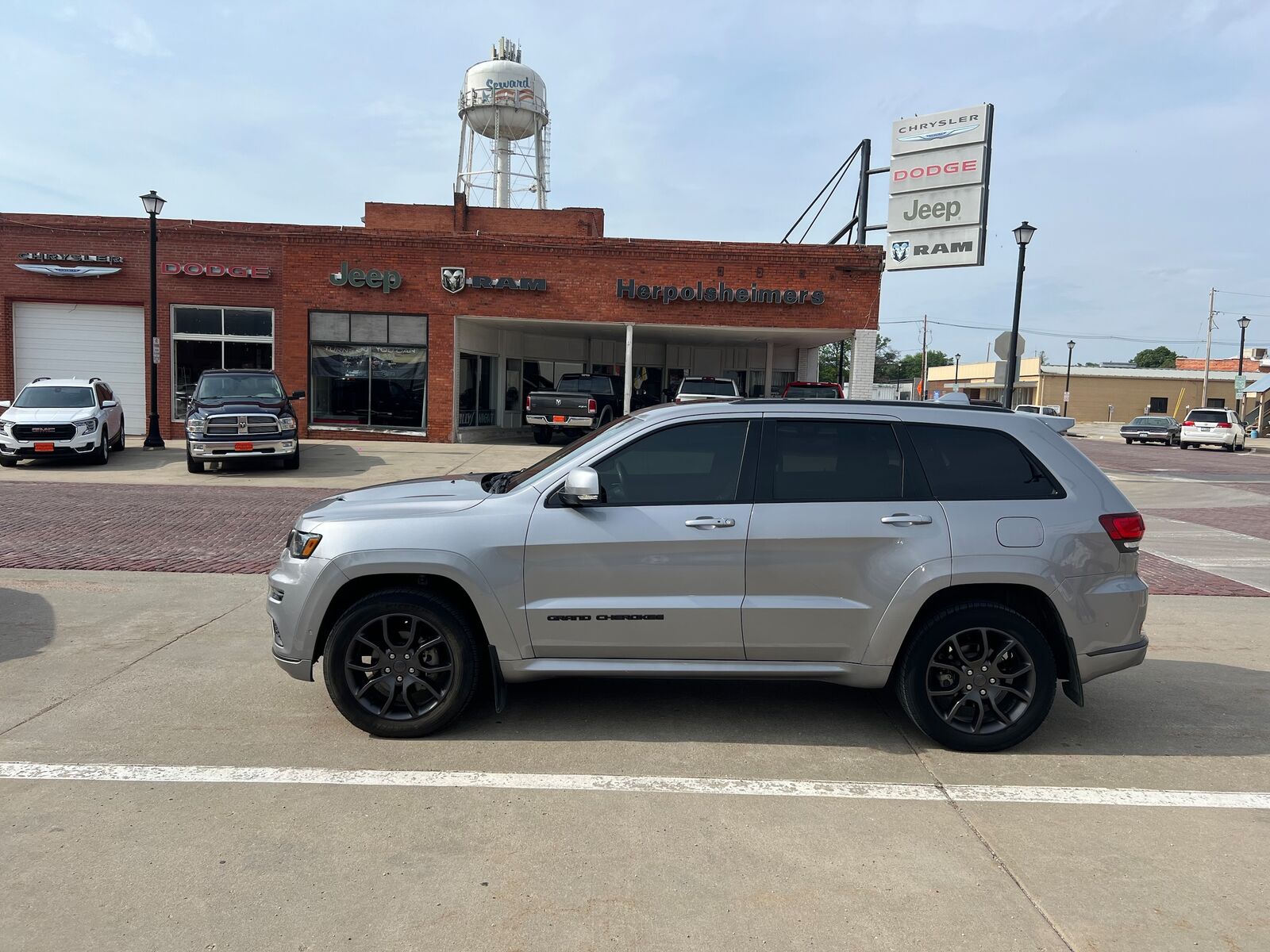 2020 JEEP Grand Cherokee
