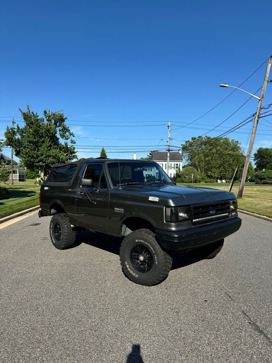 Ford Bronco