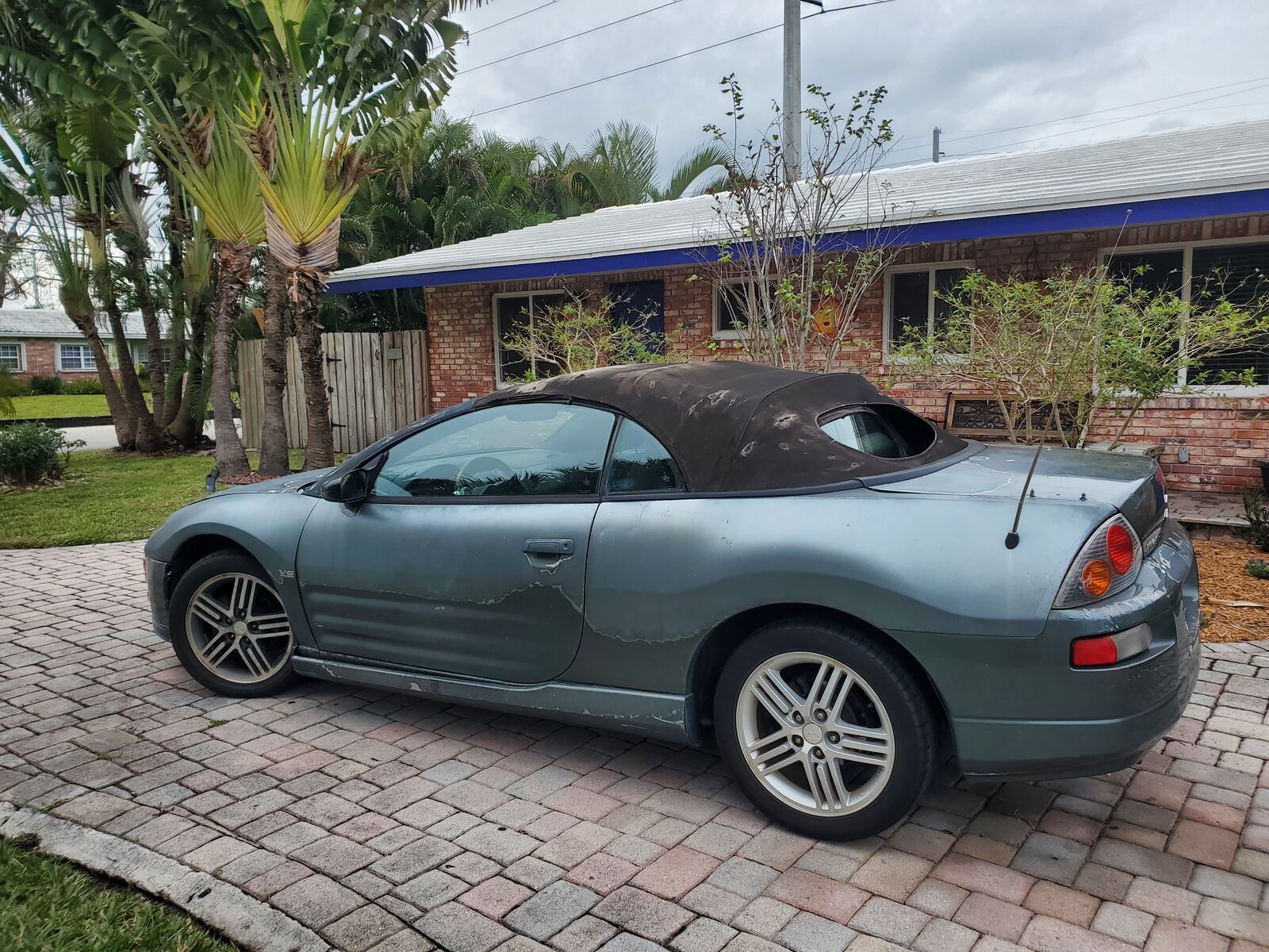 Mitsubishi Eclipse