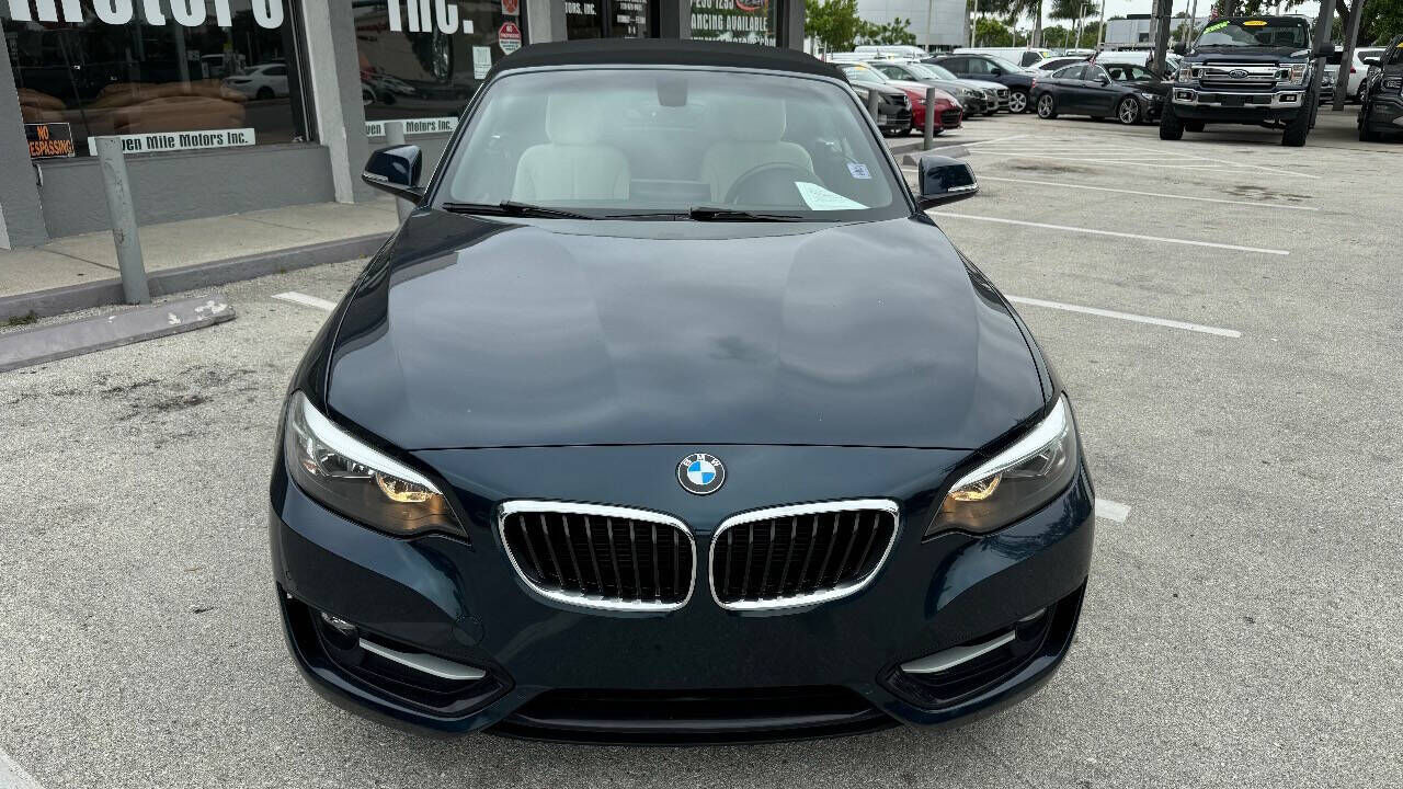 BMW 230i