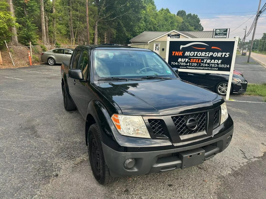2011 NISSAN Frontier