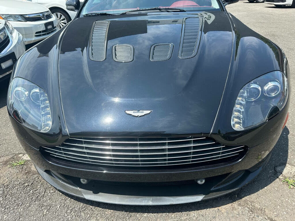 ASTON MARTIN