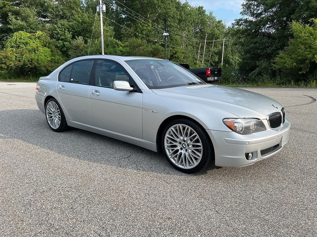 BMW 750i