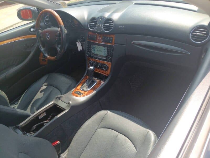 2005 MERCEDES-BENZ CLK-Class