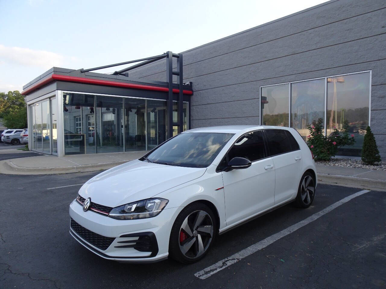 2021 VOLKSWAGEN Golf GTI