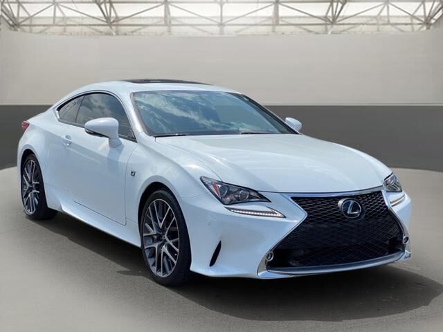 Lexus RC