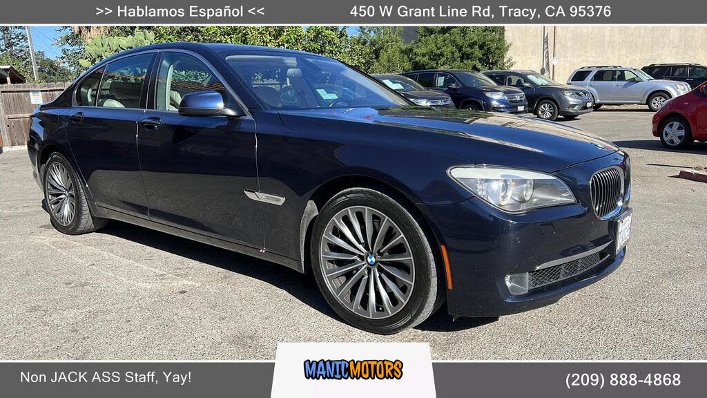 BMW 740i