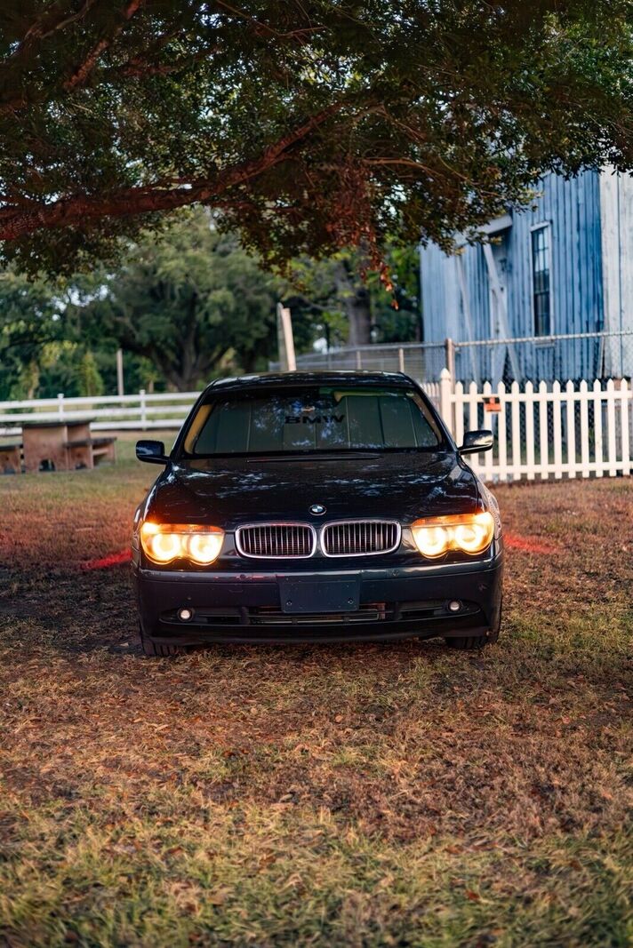BMW 745i