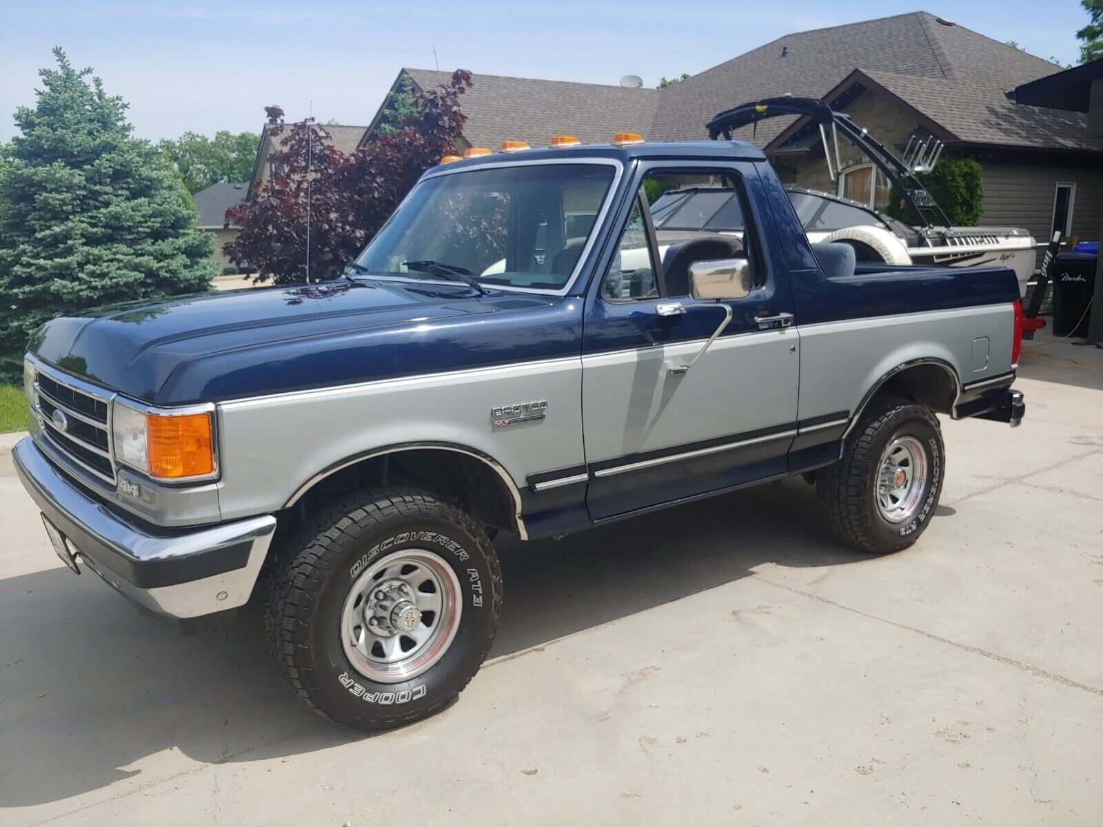 Ford Bronco