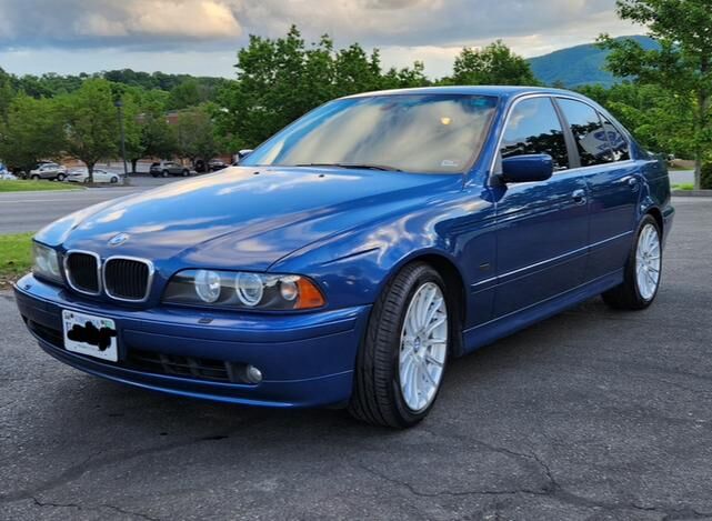 BMW 525i