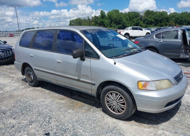 Isuzu Oasis