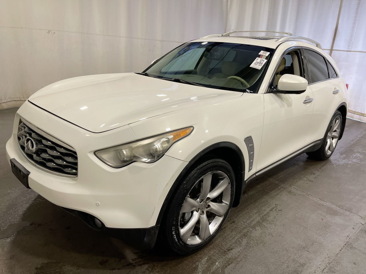 Infiniti FX50
