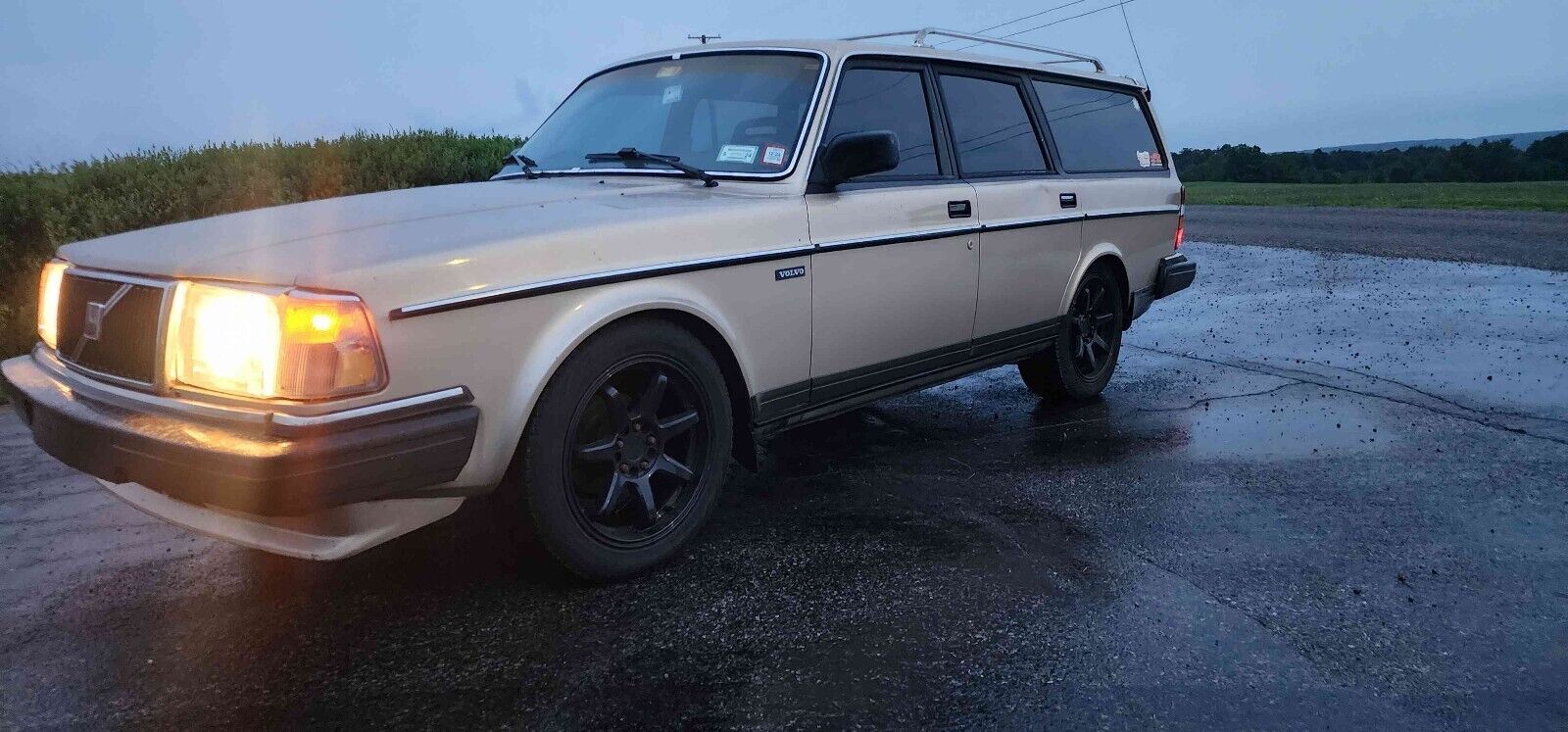 Volvo 240 Series