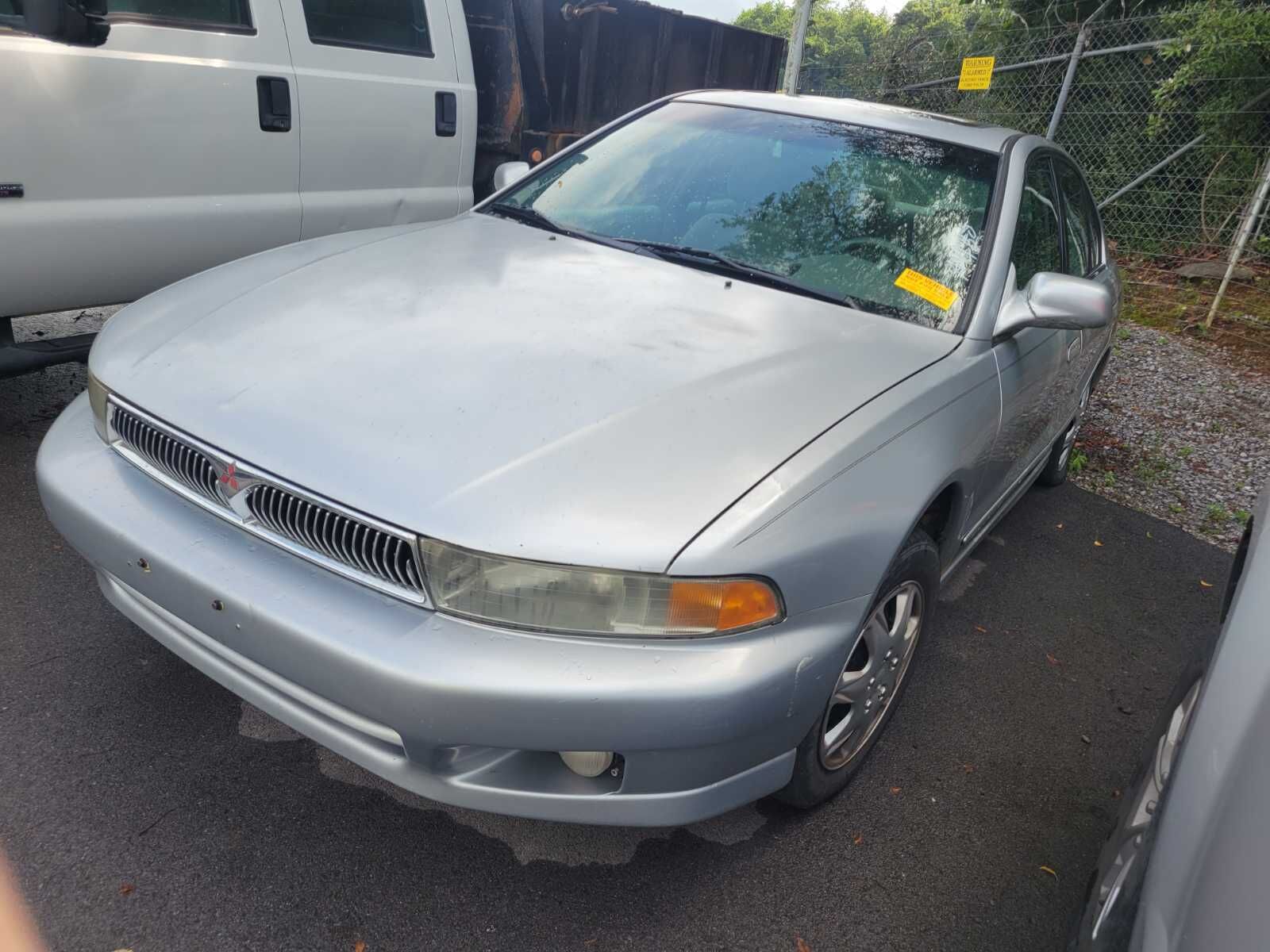 Mitsubishi Galant
