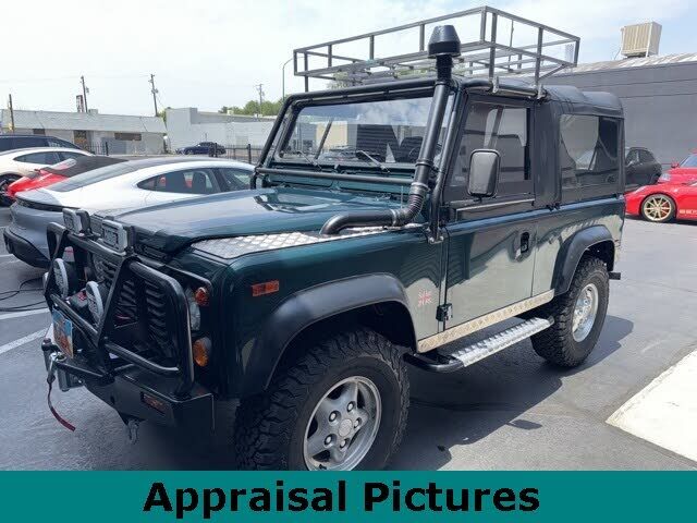 Land Rover Defender