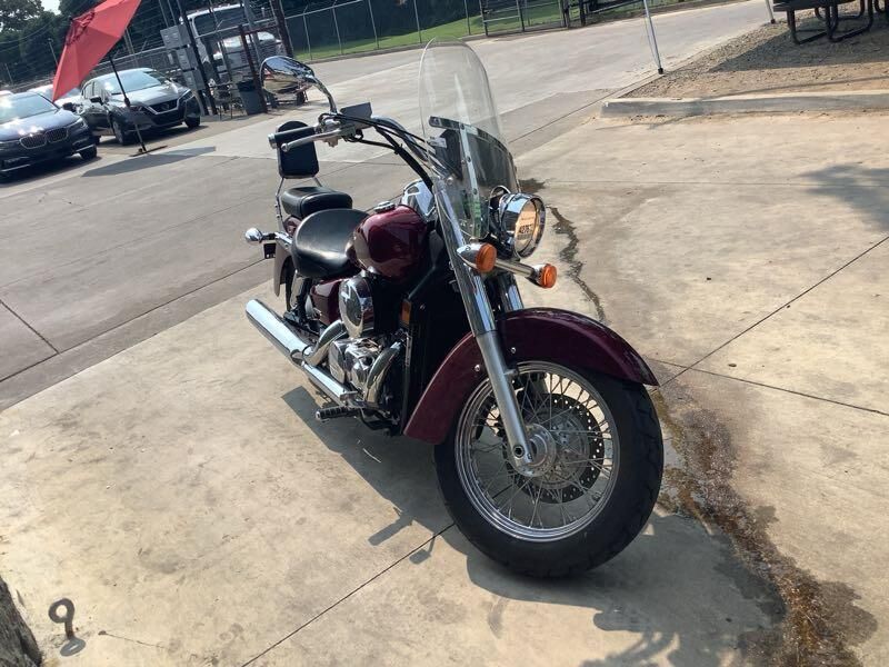 Honda VT750 (Shadow Aero)