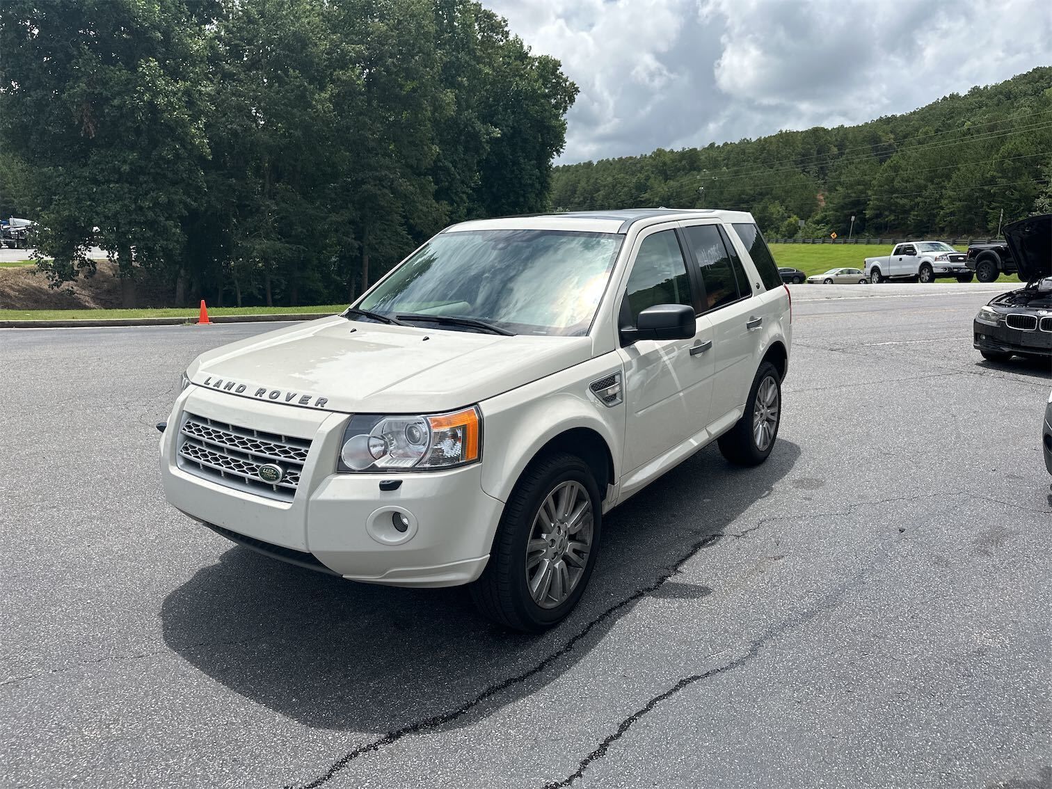 Land Rover LR2