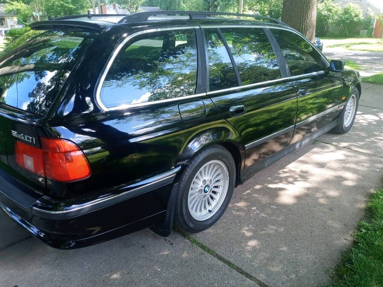 BMW 540i