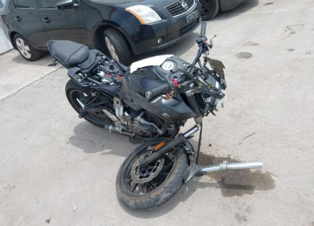 YAMAHA