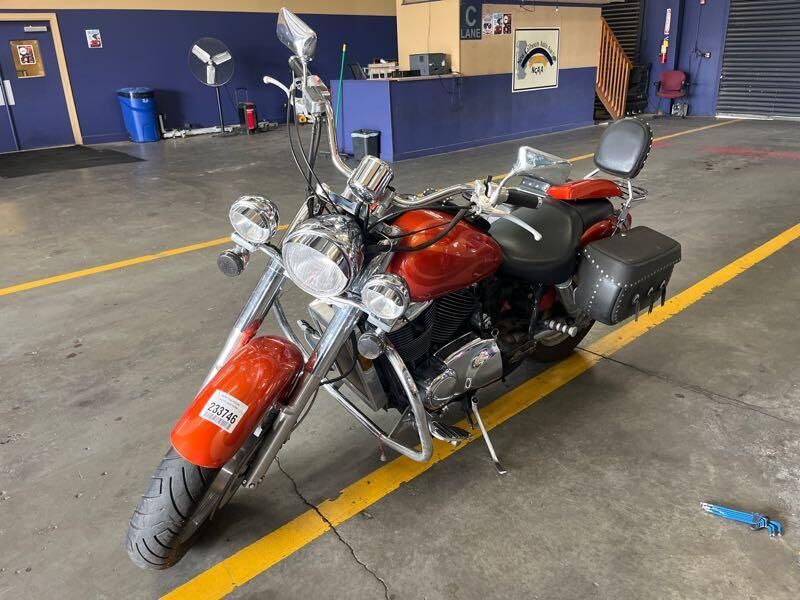 Honda VT1100C2 (SHADOW SABRE)