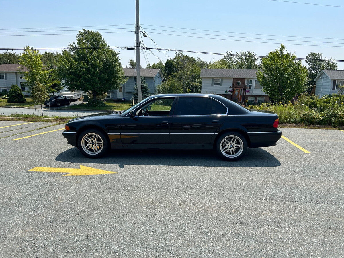 BMW 740iL