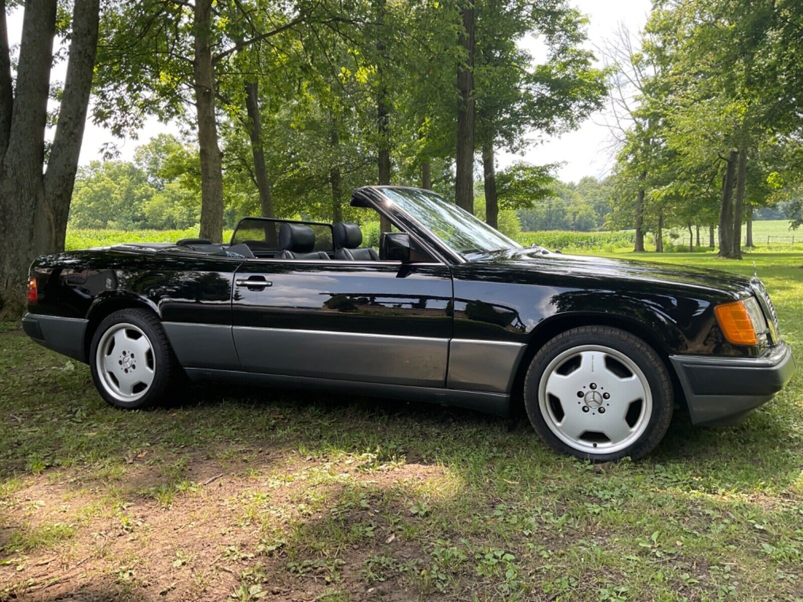 Mercedes-Benz 300
