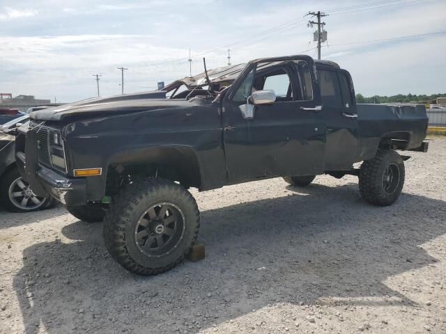 GMC V Conventional
