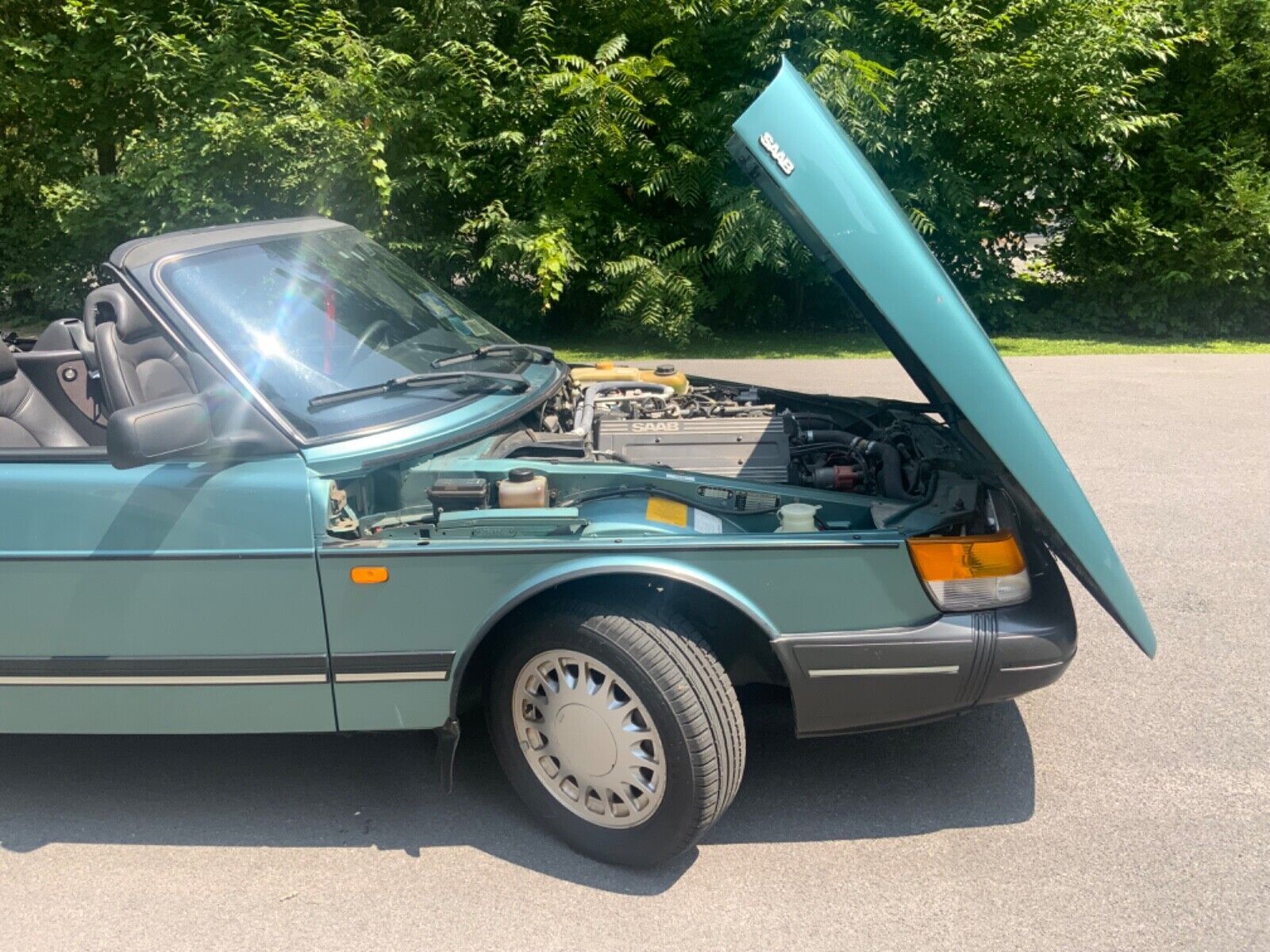 Saab 900