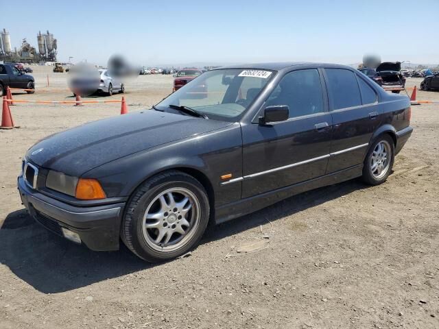 BMW 328i
