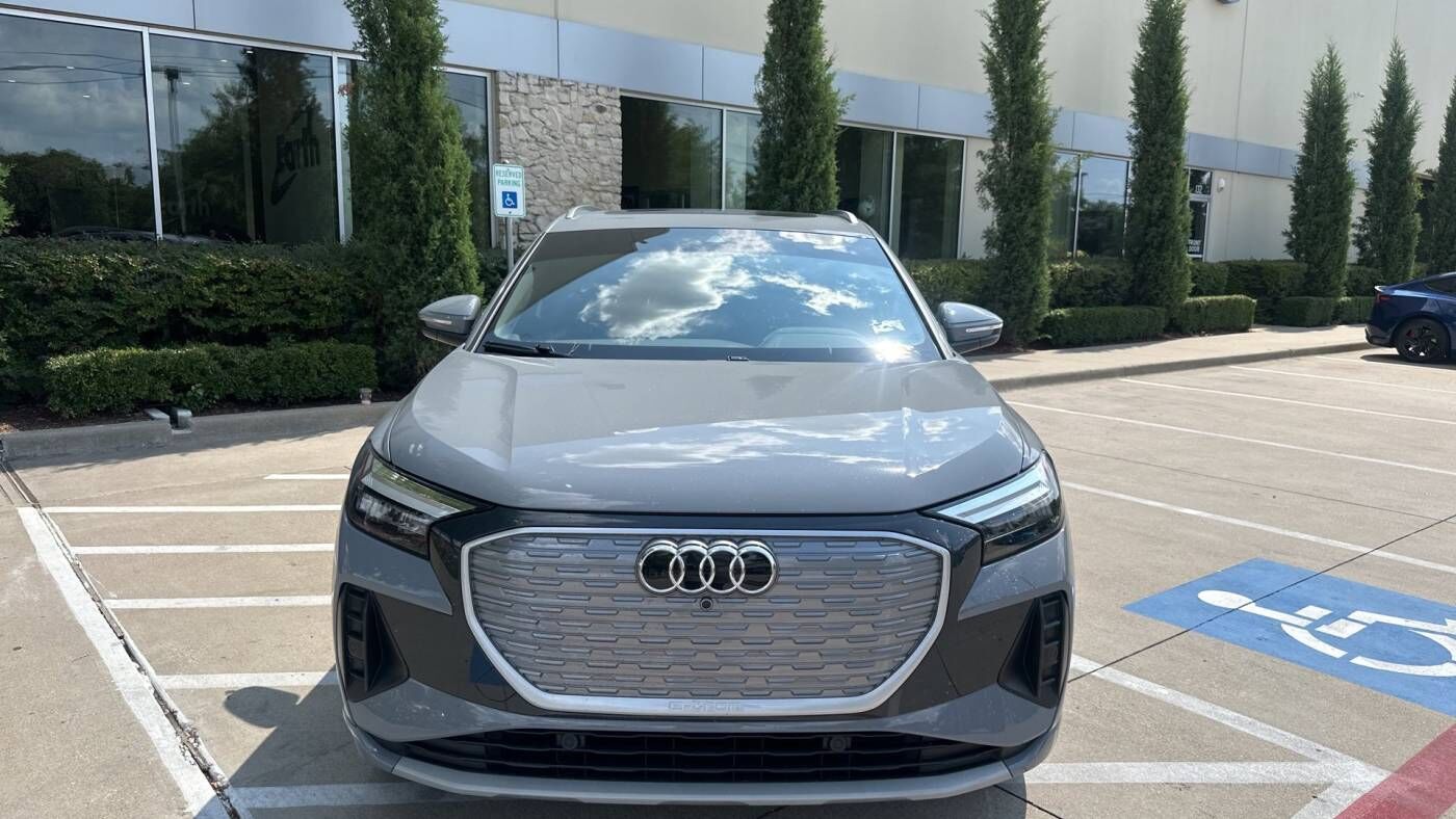 2022 Audi Q4