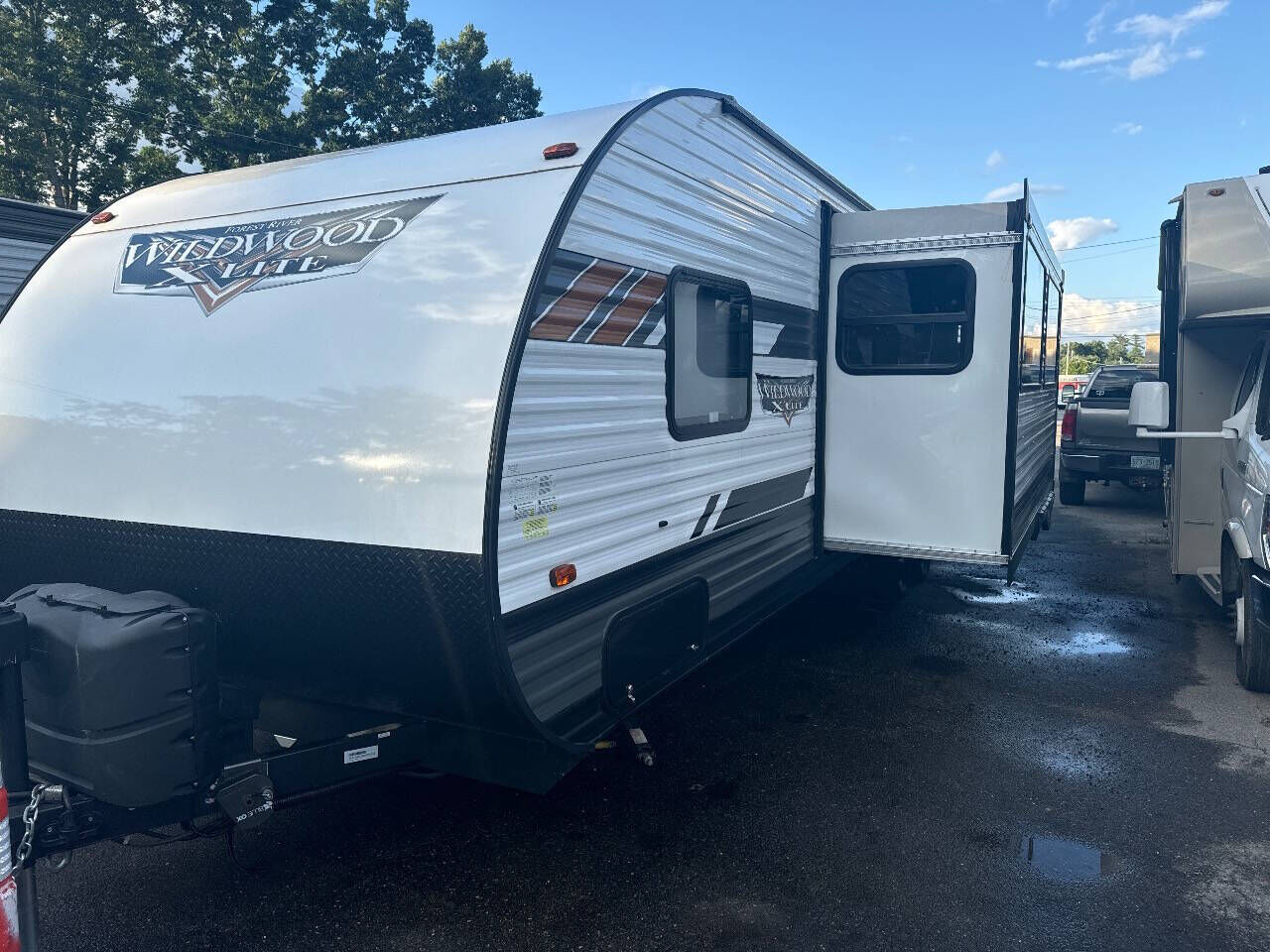 2021 FOREST RIVER Wildwood towables