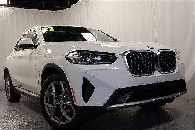 2022 BMW X4