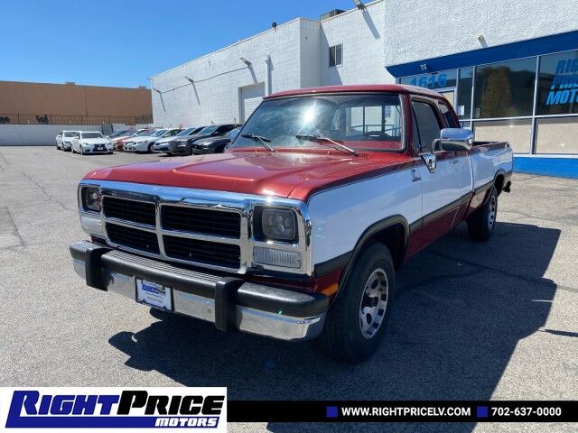 Dodge D-Series
