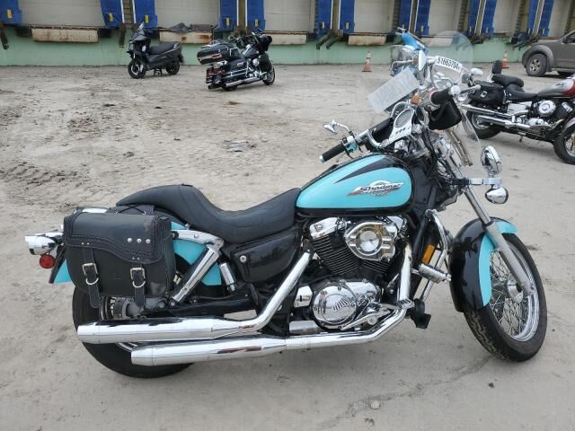 Honda VT1100C2 (SHADOW ACE)