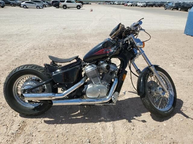 Honda VT600C (SHADOW VLX)