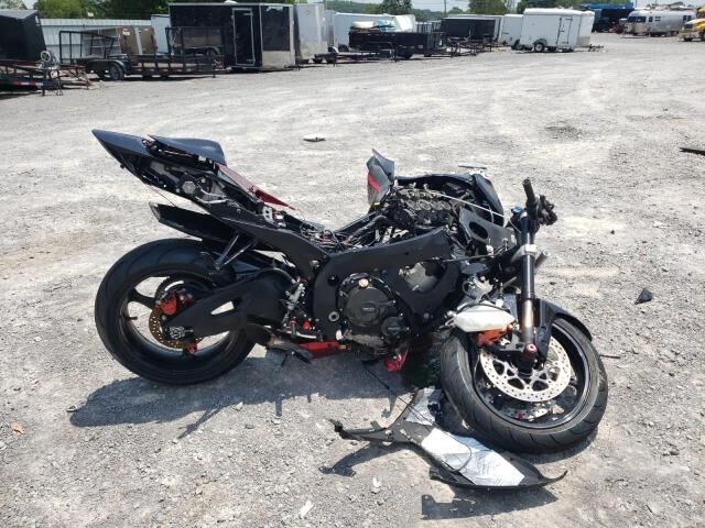Suzuki GSX-R750