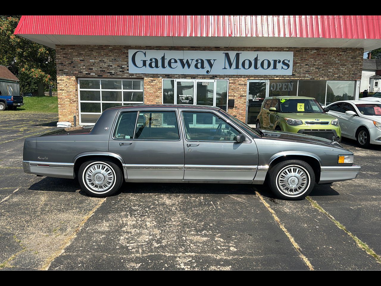 Cadillac Deville