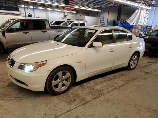 BMW 525xi