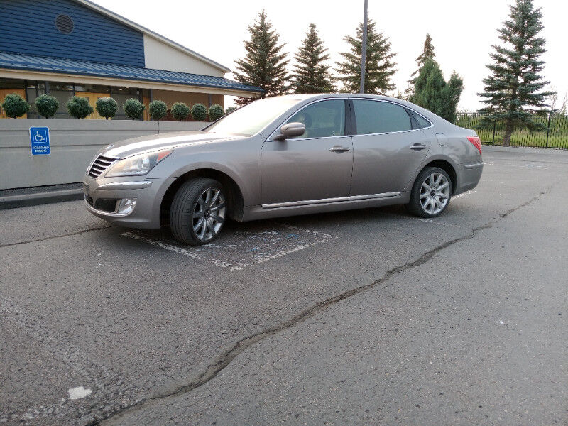 Hyundai Equus