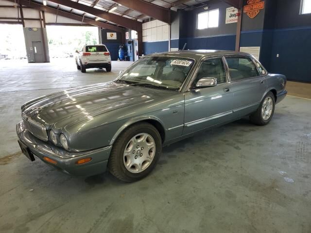 Jaguar Vanden Plas