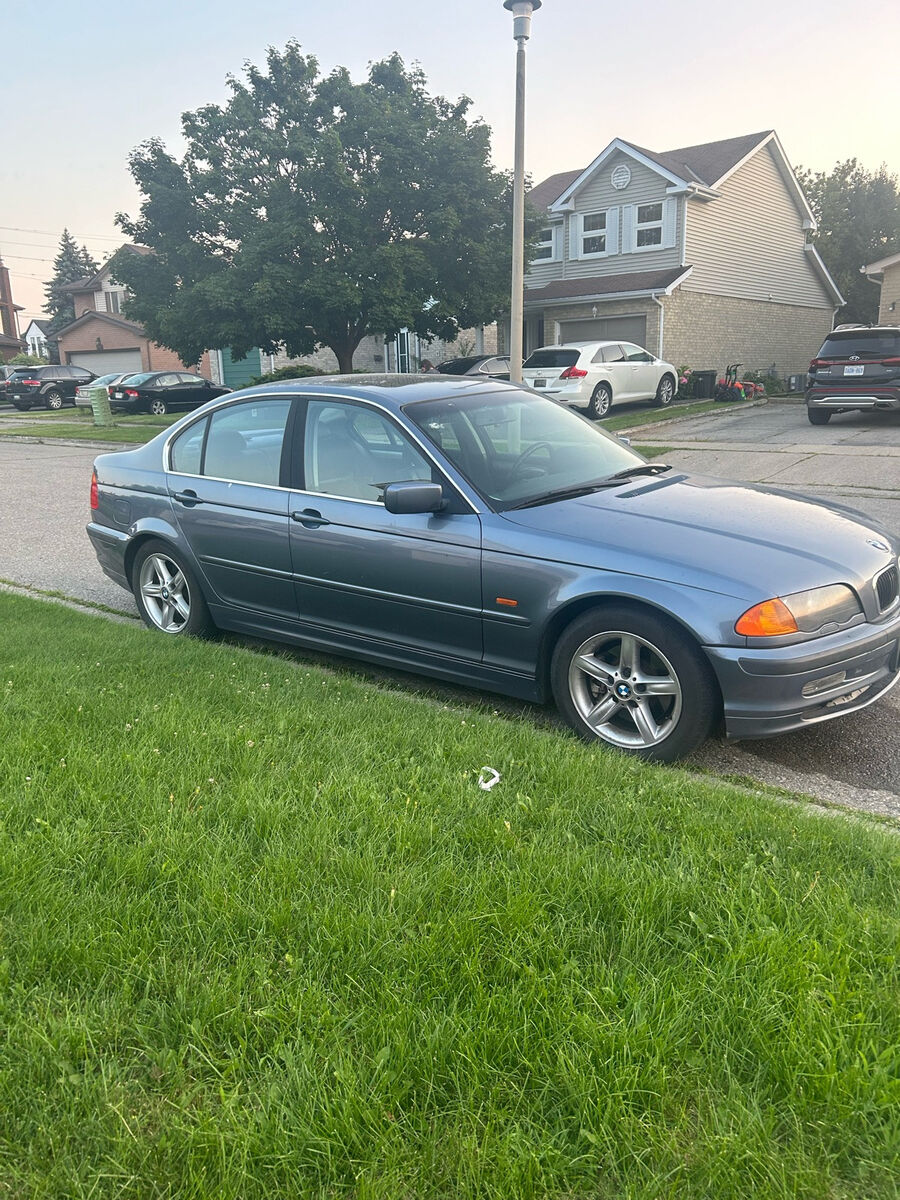 BMW 328i