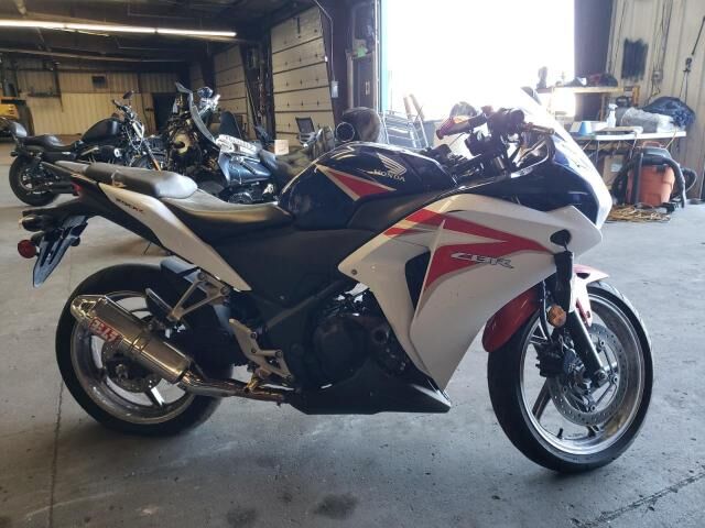 Honda CBR250R