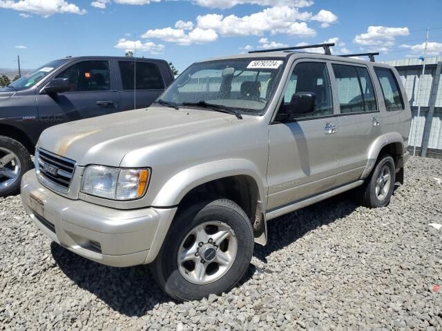 Isuzu Trooper