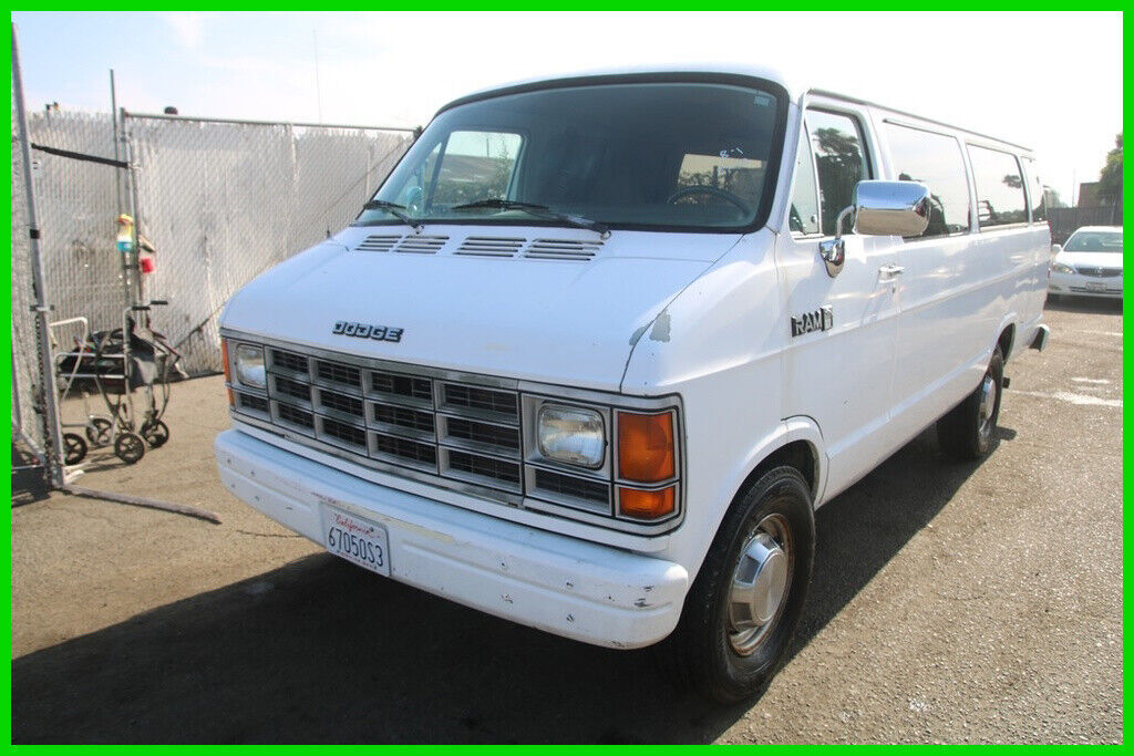 Dodge Ram Wagon