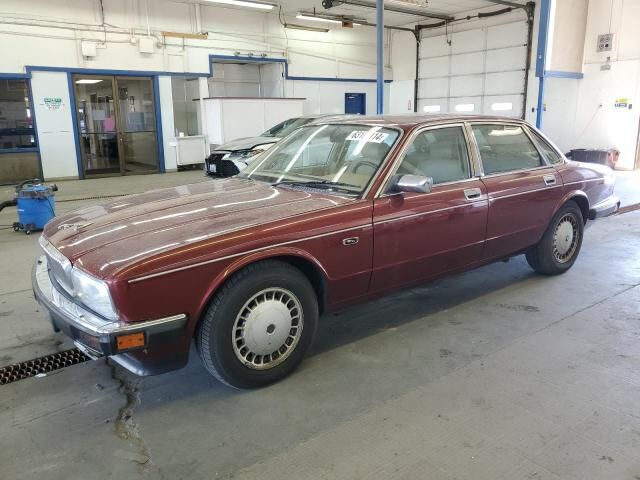 Jaguar Vanden Plas